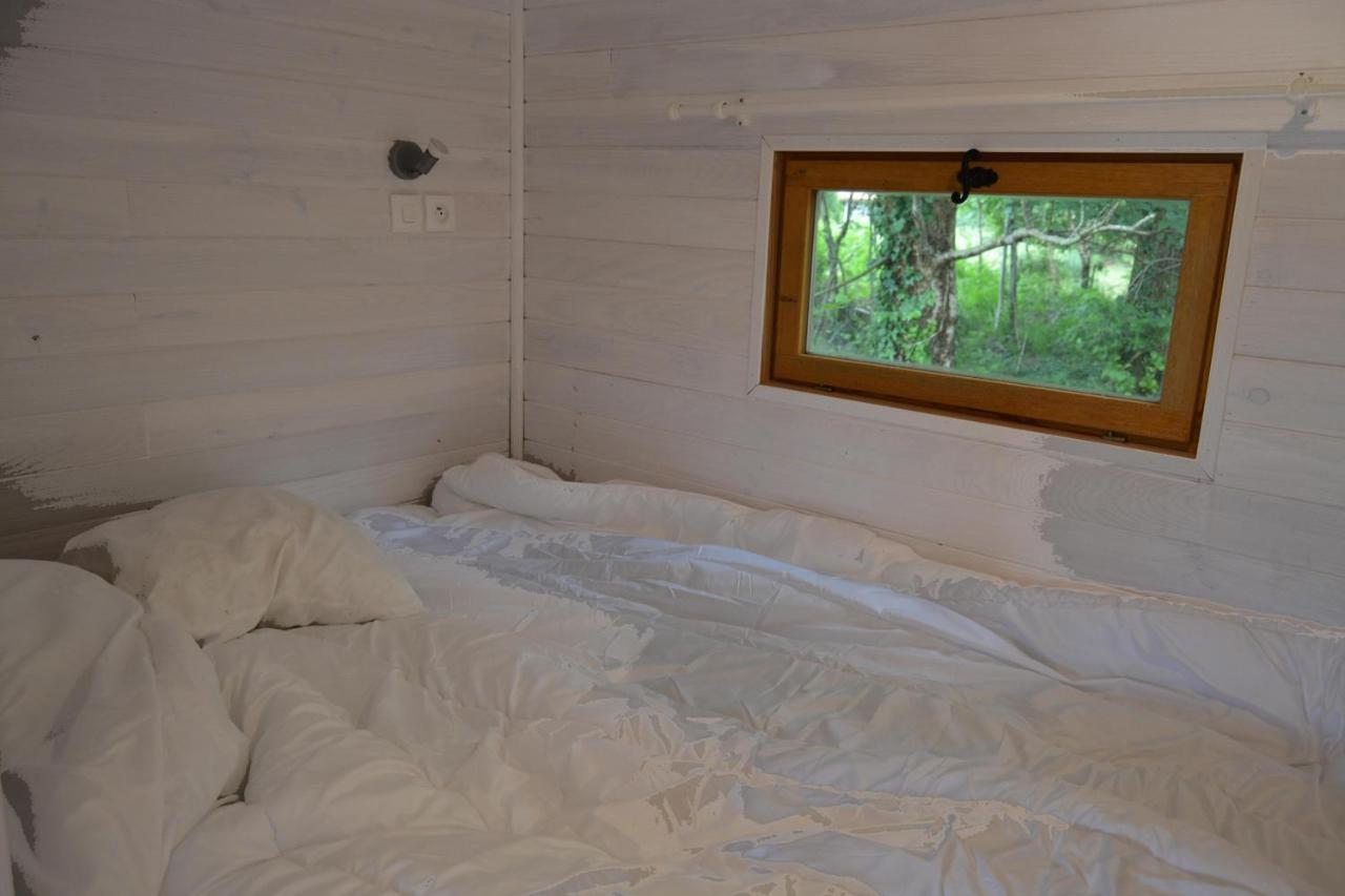 Luxury tent Roulotte Paisible Au Milieu De La Nature *